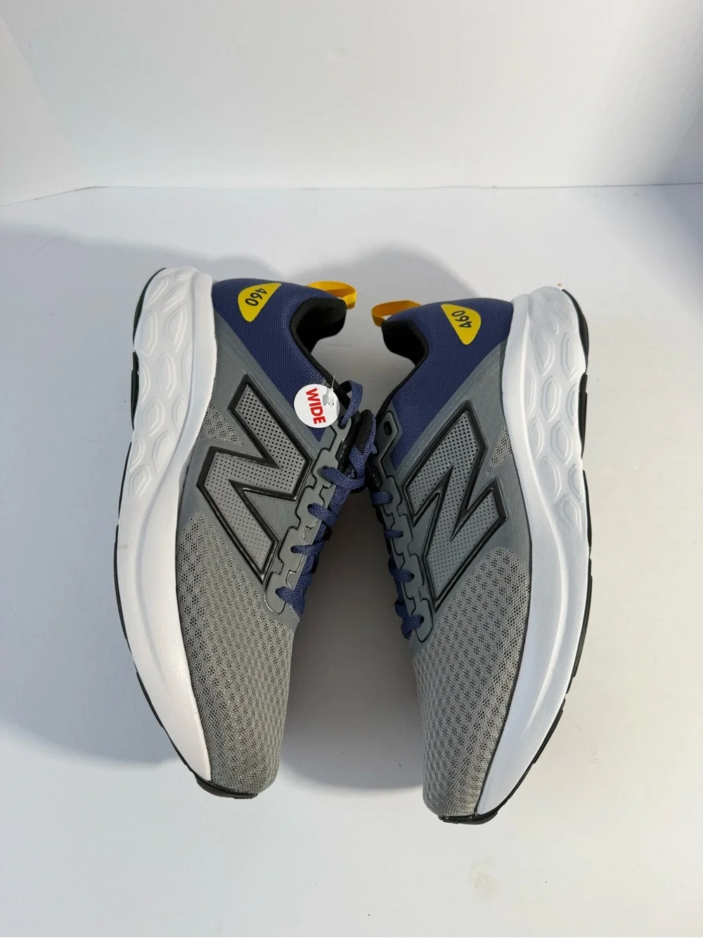 NEW BALANCE 460 V4 Running Sneakers M460RG4 Mens 10.5  Women’s 12 (4E) NEW